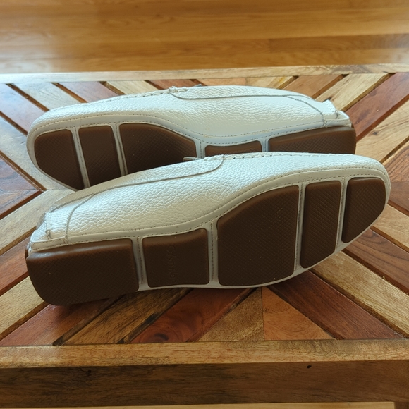 Men's white loafer size 8.5 - Picture 2 of 3